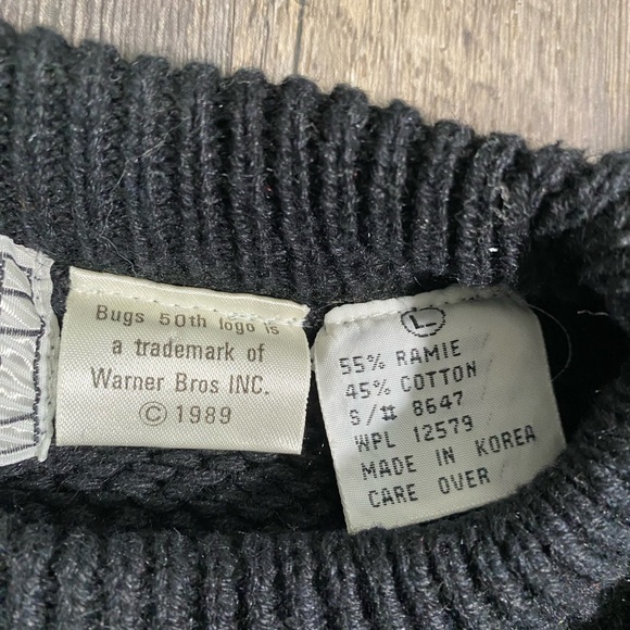 Vintage Looney Tunes Bugs Bunny 50th Birthday Sweater - Picture 5 of 5